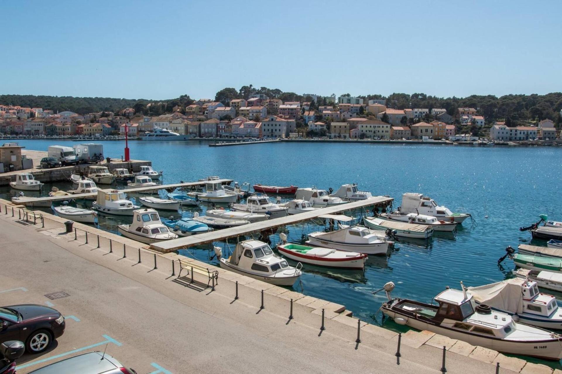 Hotel Vindobona Mali Lošinj Esterno foto