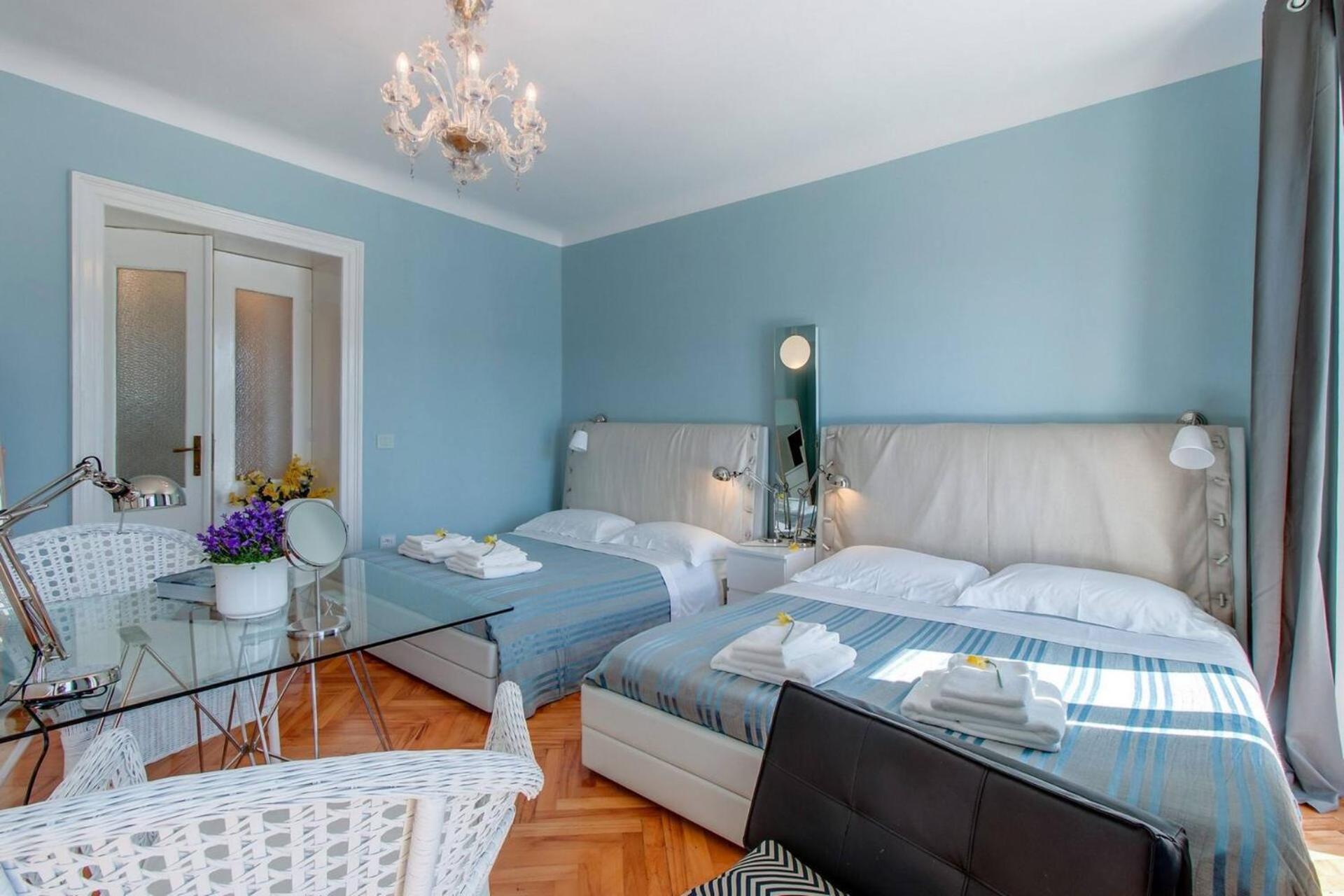 Hotel Vindobona Mali Lošinj Esterno foto
