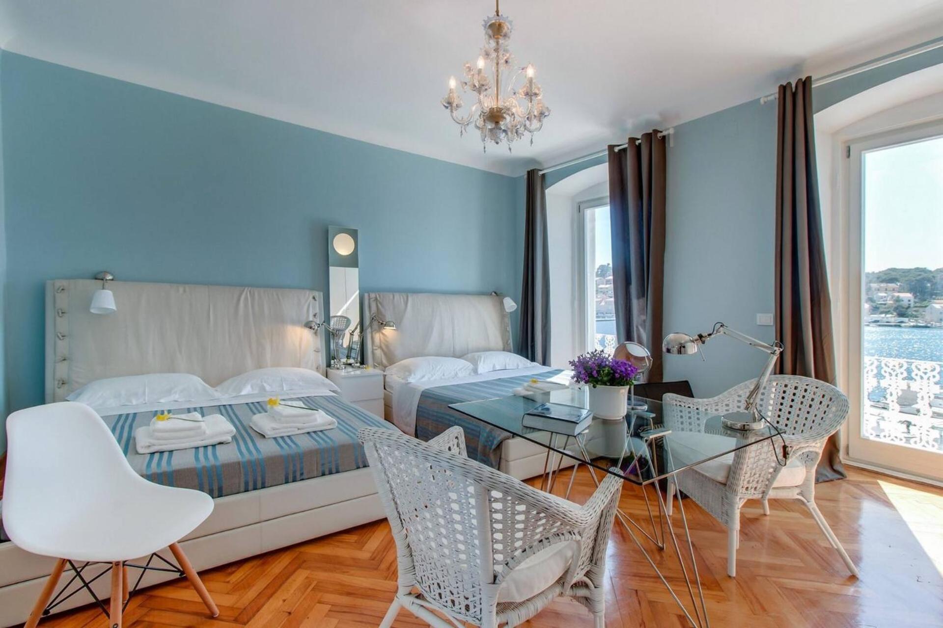 Hotel Vindobona Mali Lošinj Esterno foto